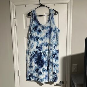 Old Navy Blue and White Tie-Dye Shorts Romper w/pockets